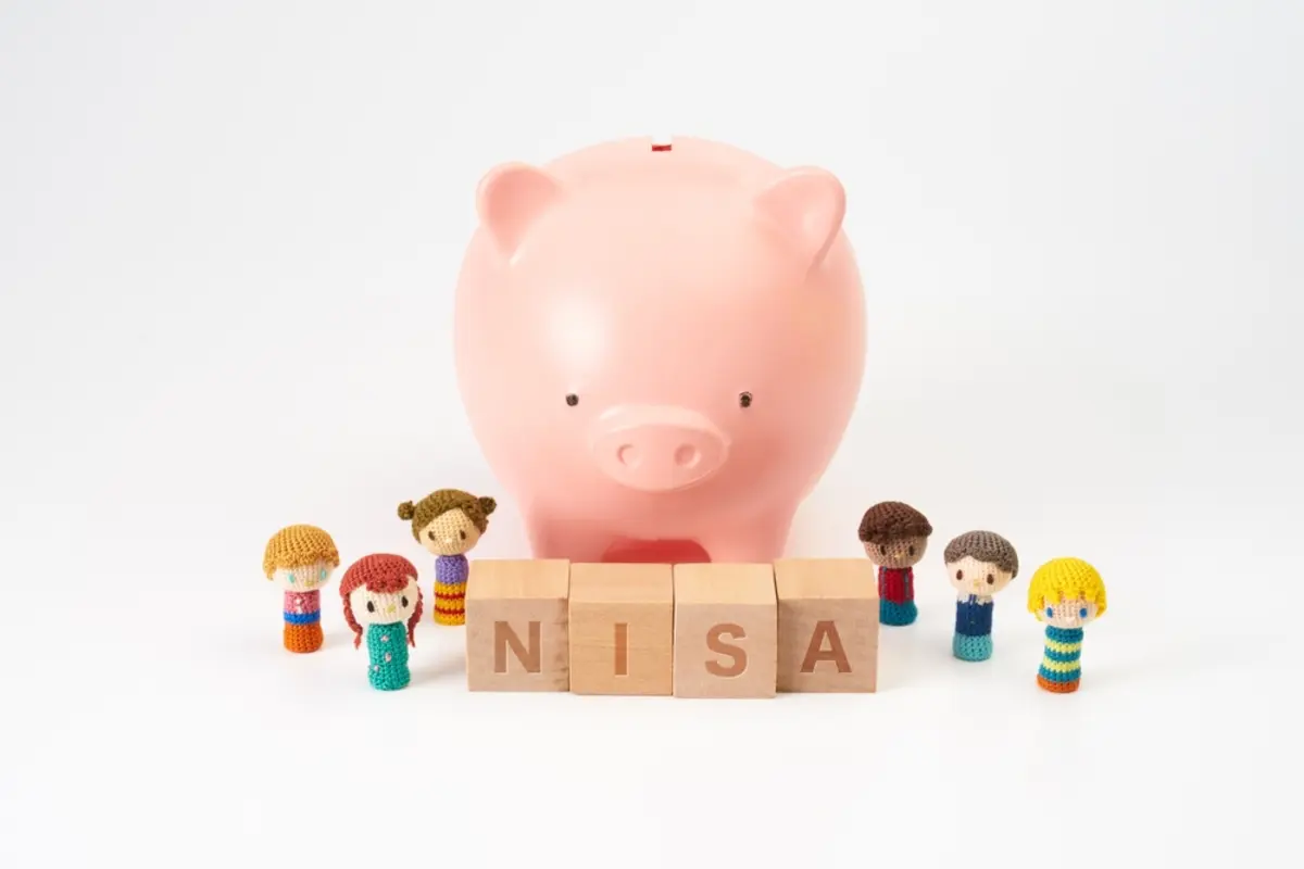 こどもNISA“月5万円”なら「18歳で1000万円プレゼント」が可能!? 夫は「金銭感覚狂って苦労する」と反対しますが、資産があるほうが“子どものため”ですよね？ 運用結果と注意点を確認