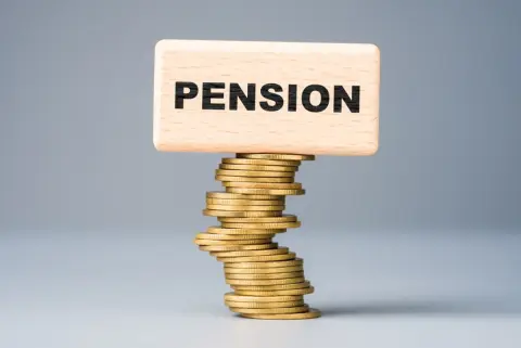 「国民年金は将来7万円だけ…」と嘆く58歳の夫に、妻が「2年で9600円払えば、老後9万6000円受け取れる」と助言！ 元手が“10倍に増える”ワケとは？ 付加年金の仕組みを確認