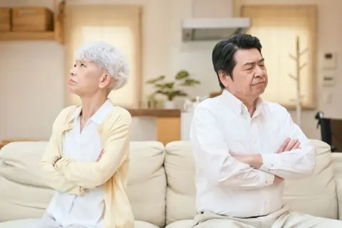 専業主婦だった母が離婚しました。「夫が年金分割に同意してくれないから無理」と諦めていますが、相手の同意なしで厚生年金を分割できる制度もあるのでしょうか？