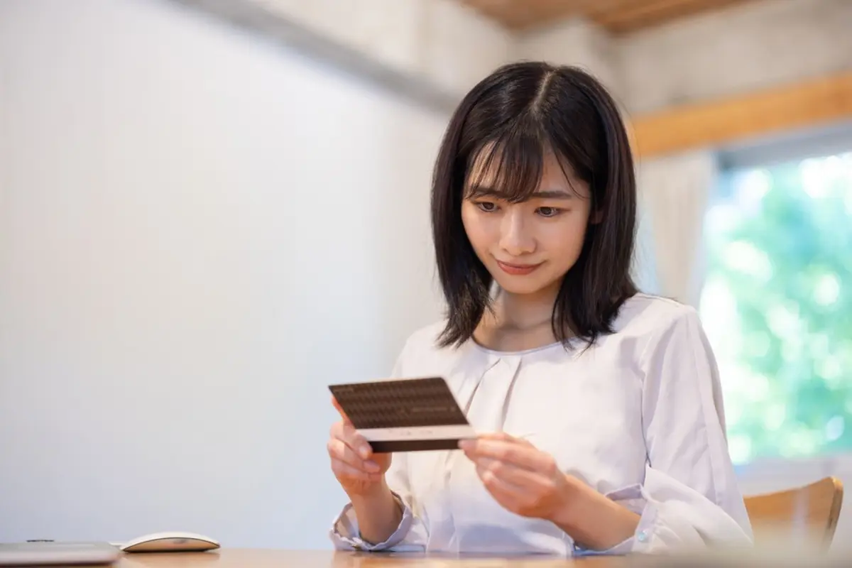 長期金利が「3％」まで上昇！「もう投資せず預金だけでいいのでは？」と思ったのですが、NISAを続けるメリットはありますか？